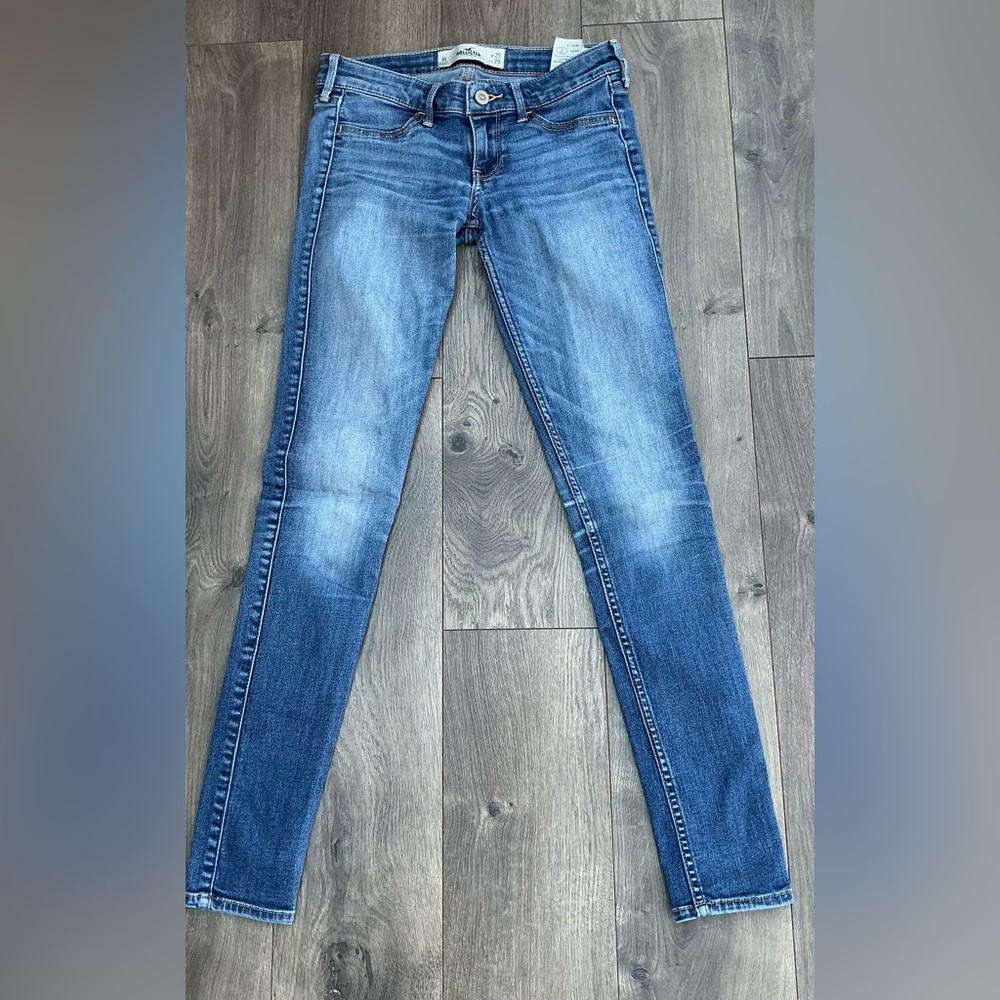 HOLLISTER JEANS🇺🇸
